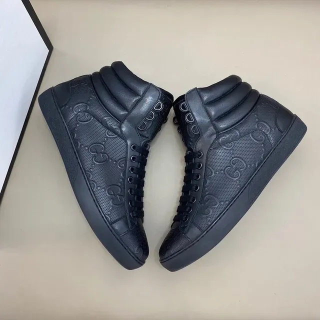 Gucci Screener Sneakers lifestyle noires embossées GG Monogram 7