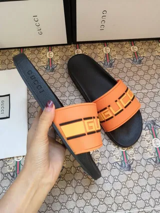 Gucci Screener Noir Orange Semelle en Caoutchouc Moulée Sangle Logo Large Chaussons 8