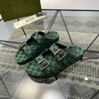 Gucci Screener 绿色 GG Monogram 双扣拖鞋