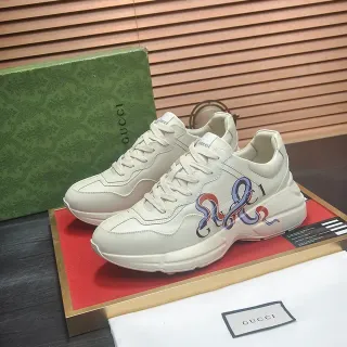 Gucci Screener Off-White bordado Interlocking G zapatillas lifestyle