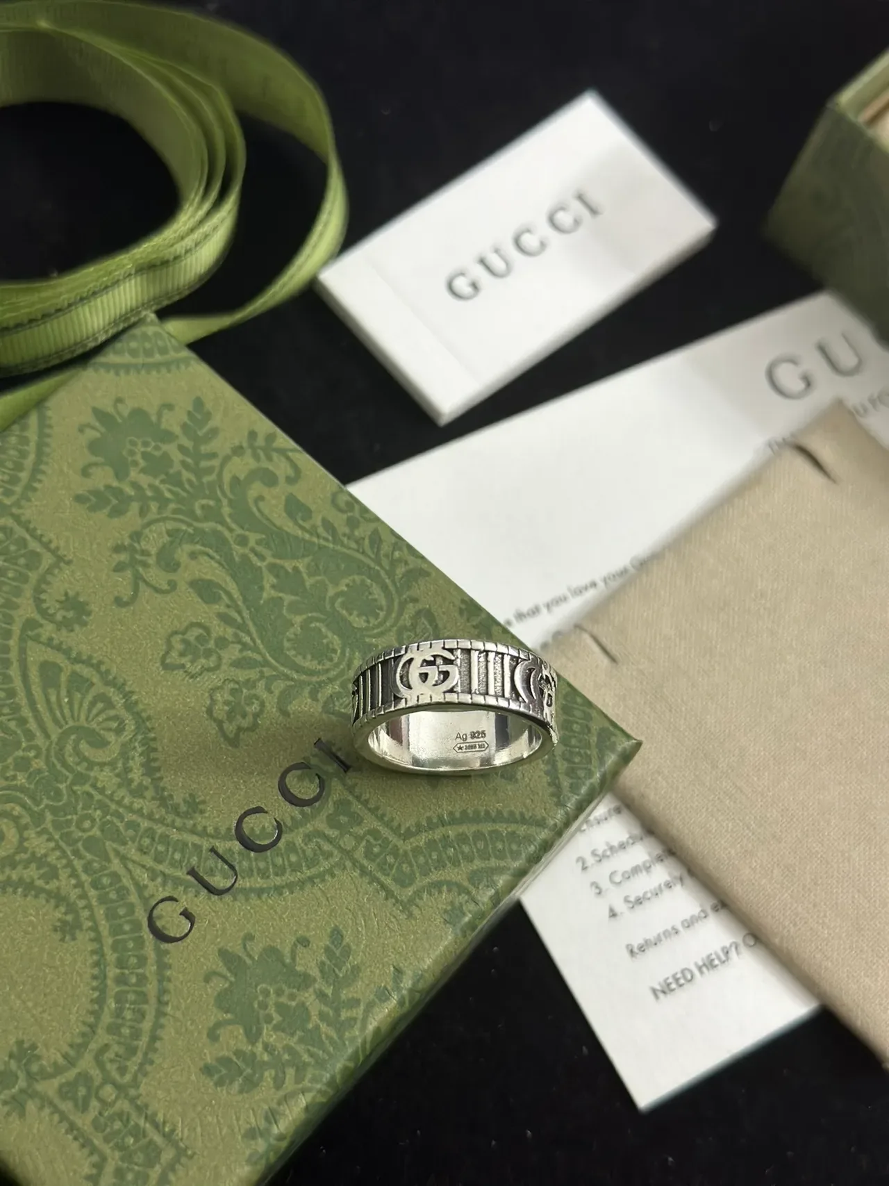 Gucci Screener Silver Beige Wide Band Interlocking G Motif Ring 8