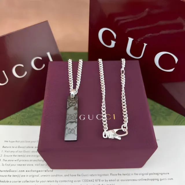 Gucci Pulseira Corrente Curb Prata e Preto com Placa 5