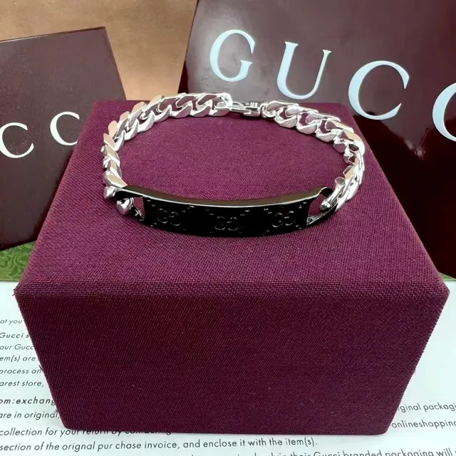 Gucci Pulseira Corrente Curb Prata e Preto com Placa 6