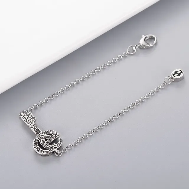 Gucci Silver Chain-Link Key-Shaped Pendant Bracelet 2