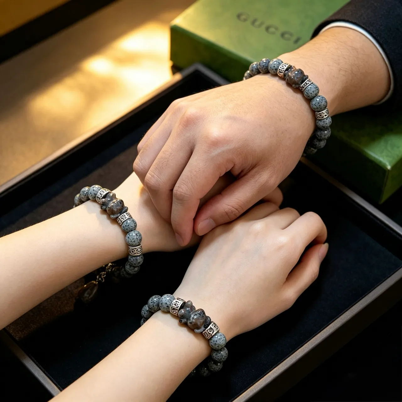 Gucci Bracelet de perles en pierre tachetée et ton argenté gravé 6