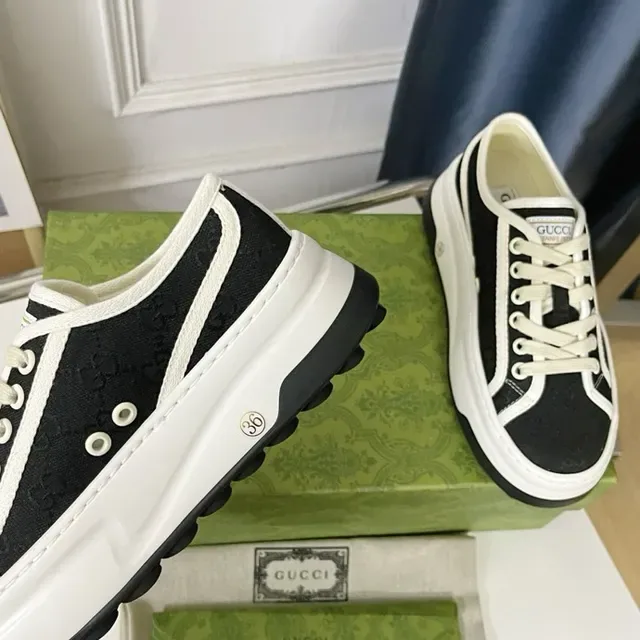 Gucci Tennis 1977 Preto e Branco Lifestyle Sneakers 7