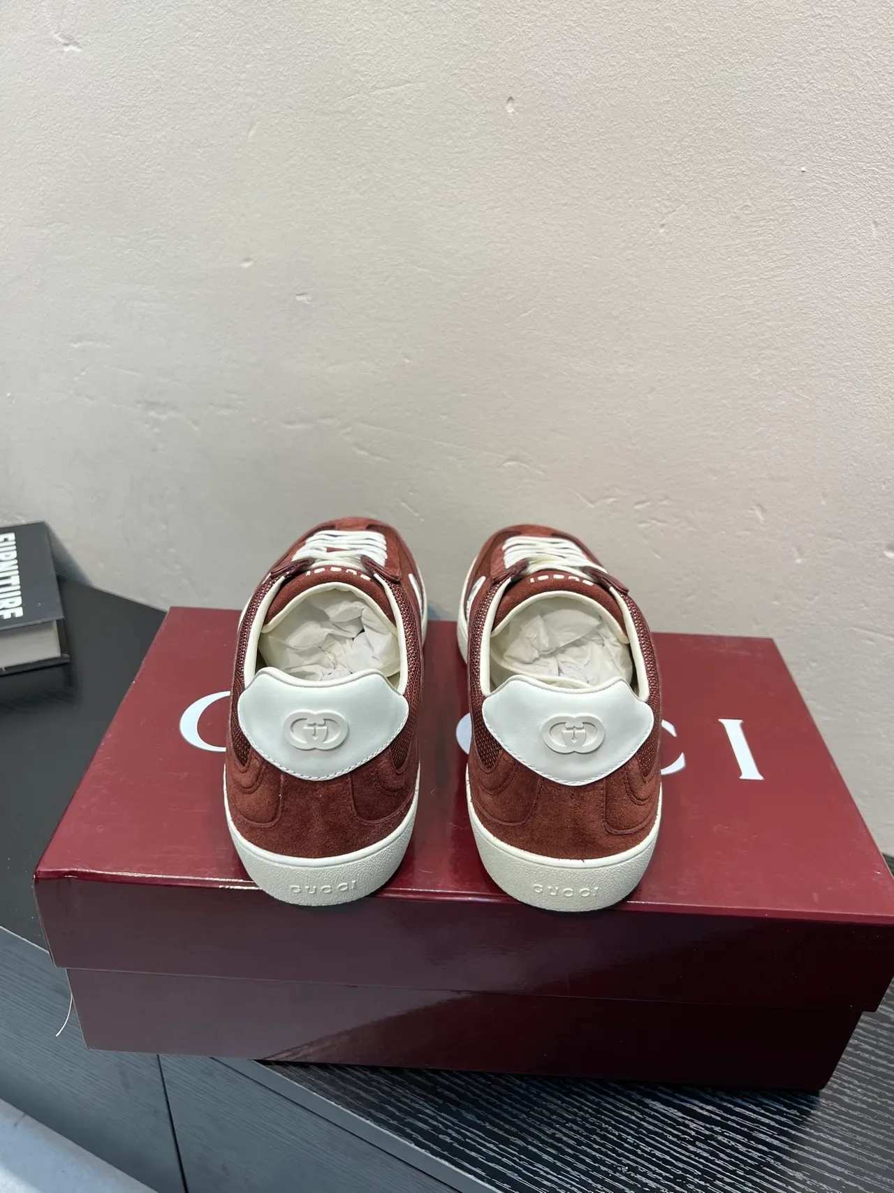 Gucci Tennis 1977 Tênis Lifestyle de Camurça e Malha Borgonha 6