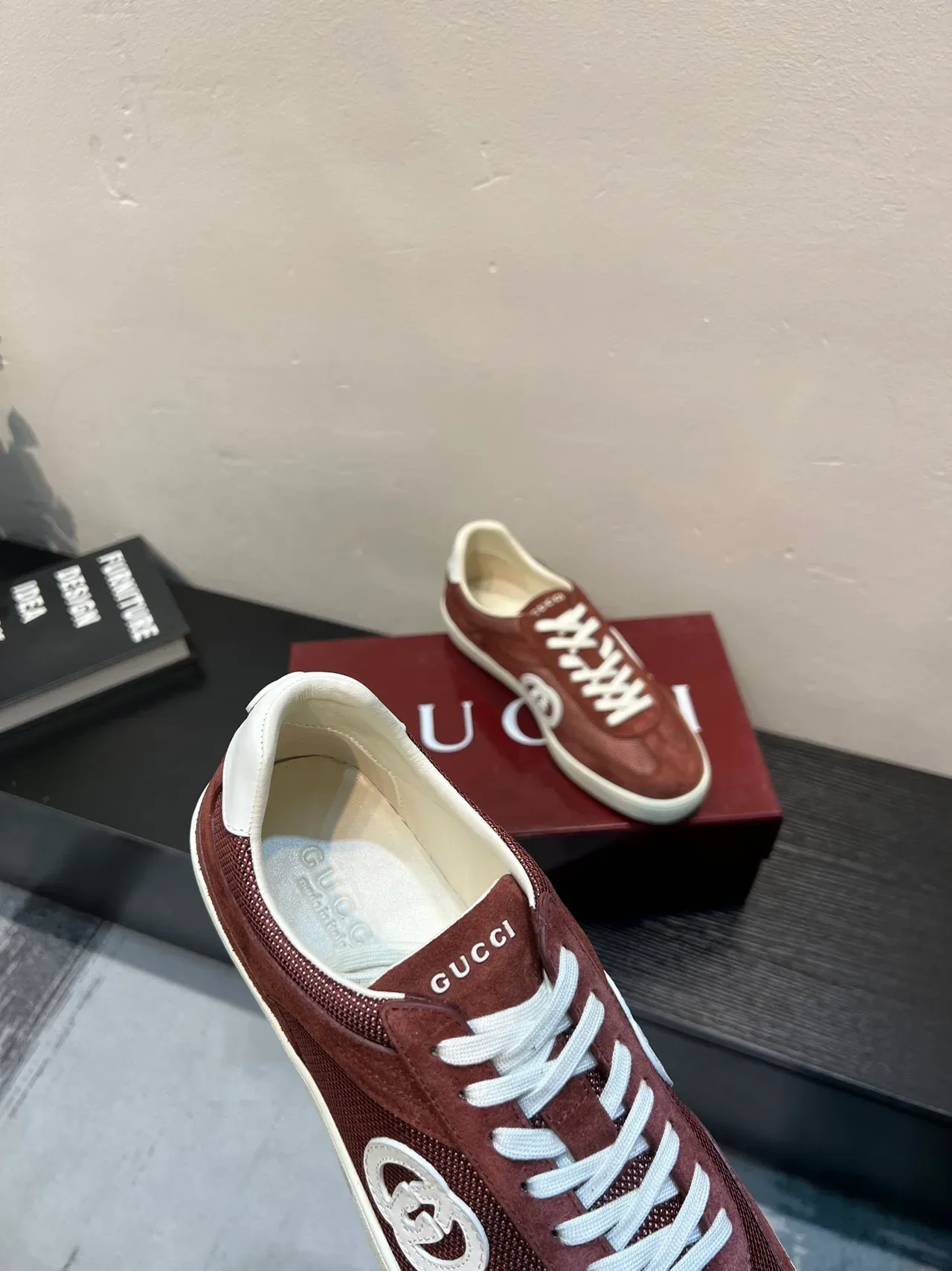 Gucci Tennis 1977 Tênis Lifestyle de Camurça e Malha Borgonha 7