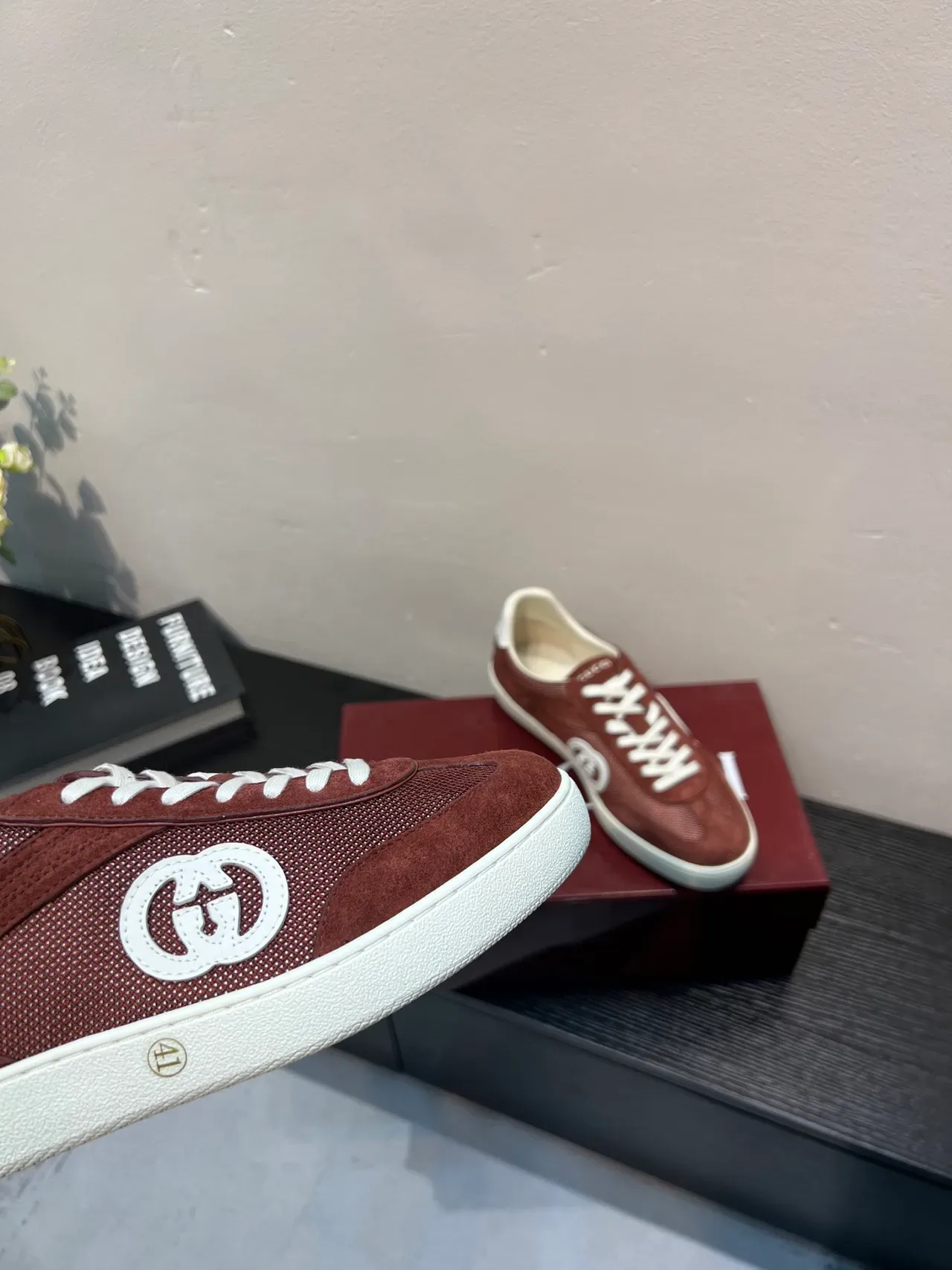 Gucci Tennis 1977 Tênis Lifestyle de Camurça e Malha Borgonha 9