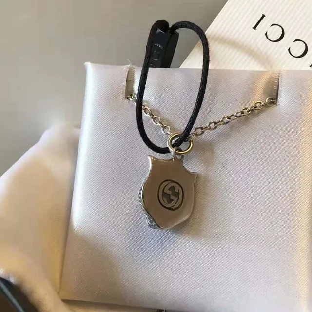 Gucci Tiger Silver Black Head Pendant Metal Necklace 4