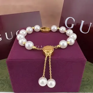 Gucci Pulsera de Perlas Cadena Oro Blanco Hardware