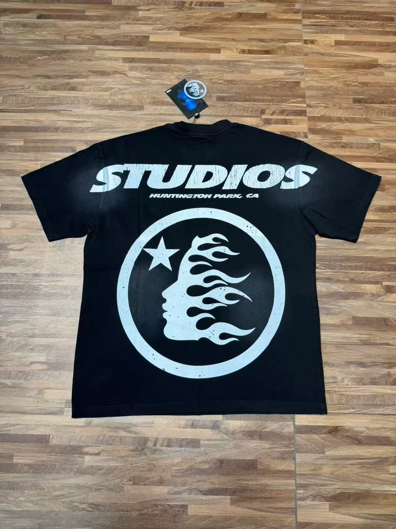 Hellstar H*STAR Flame Graphic T-Shirt 5