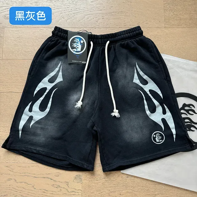 Hellstar Sports 火焰图案黑色运动套装 7