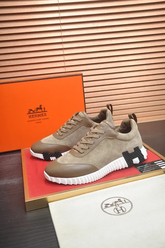 Hermès Beige y Negro Ante y Cuero Upper Tallada Blanca con Surcos Midsole Lifestyle Sneakers 4
