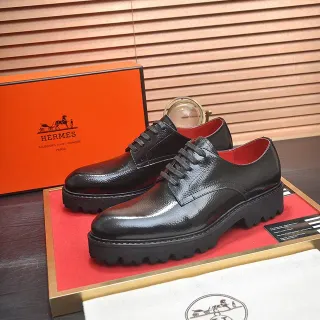 Hermès কালো লাল টেক্সচার্ড লেদার বন্ধ লেস অক্সফোর্ড জুতো