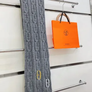 Hermès Chaine d'Ancre धूसर हलुद केबल निट एमब्रॉइडर लोगो कैशमिर शाल