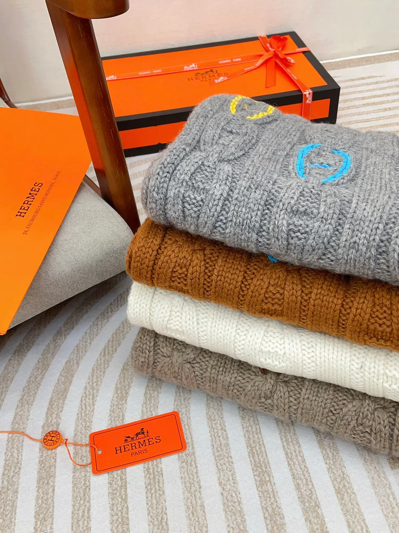 Hermès Chaine d'Ancre Gris Jaune Tricot câblé Bordé Logo Cachemire Écharpe 4
