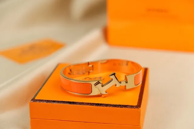 Hermès Clic H Bracelet rigide émail orange doré 4