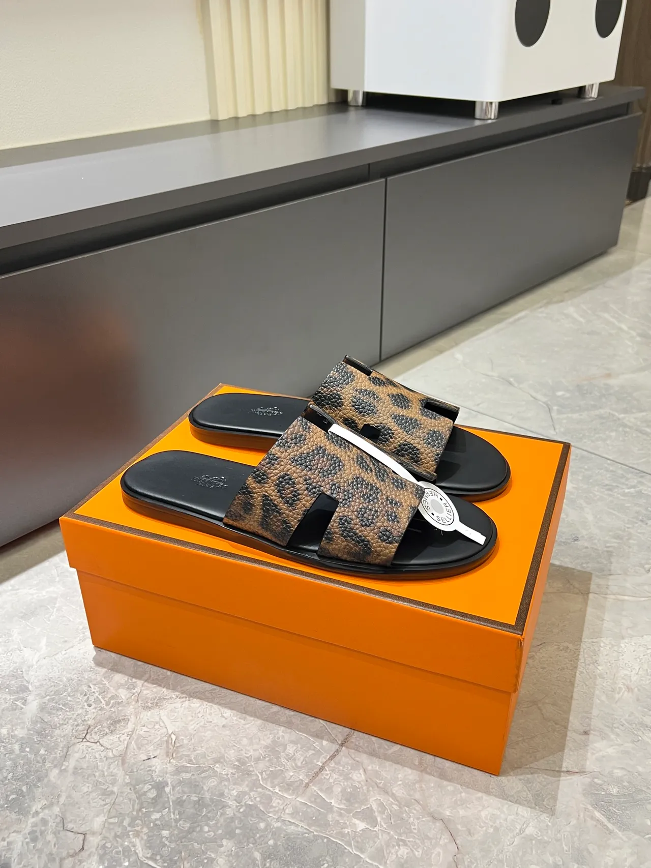 Hermès Oran Leopard-Print H-Strap Slippers 15