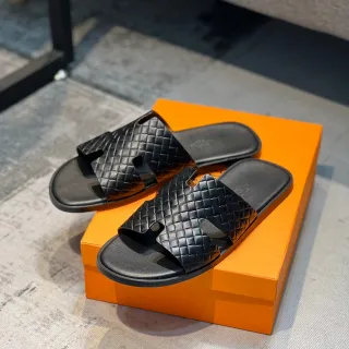 Hermès Oran 编织皮革 黑色拖鞋