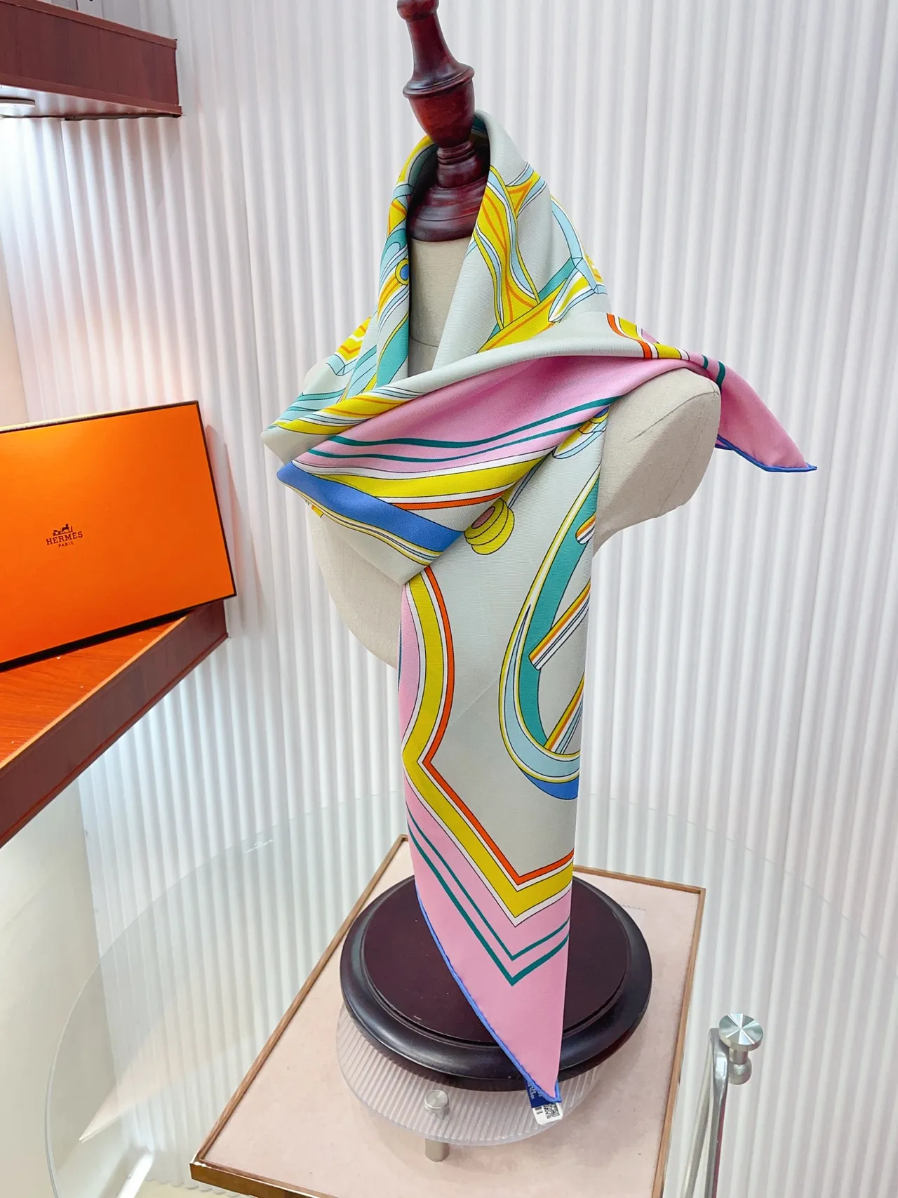 Hermès Phaeton's Wheel 90cm रेशम स्कार्फ 3