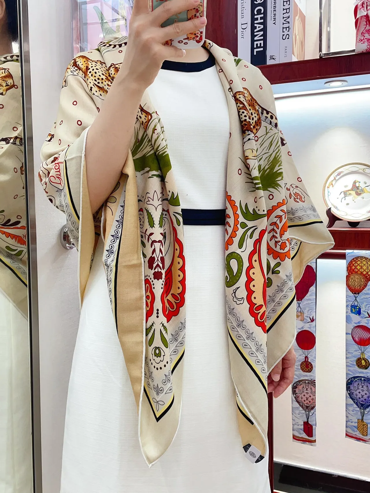 Hermès Printed Animal Motif Cream Silk Scarf 2