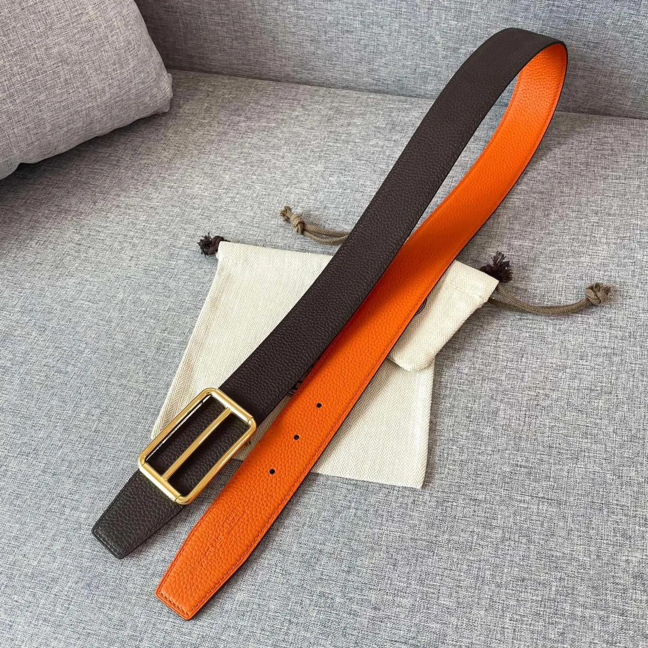 Hermès 双扣可翻转黑色和橙色皮革腰带 3