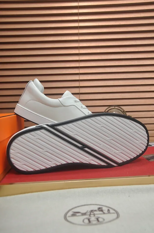 Hermès 白黑 极简 皮革 生活方式 运动鞋 3