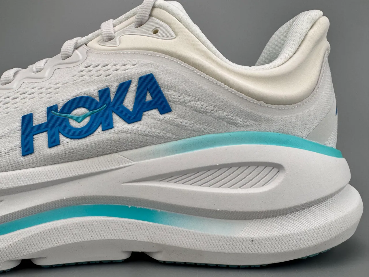 Hoka White Blue Engineered Mesh Upper Thick Cushioned Midsole Running Shoes 7
