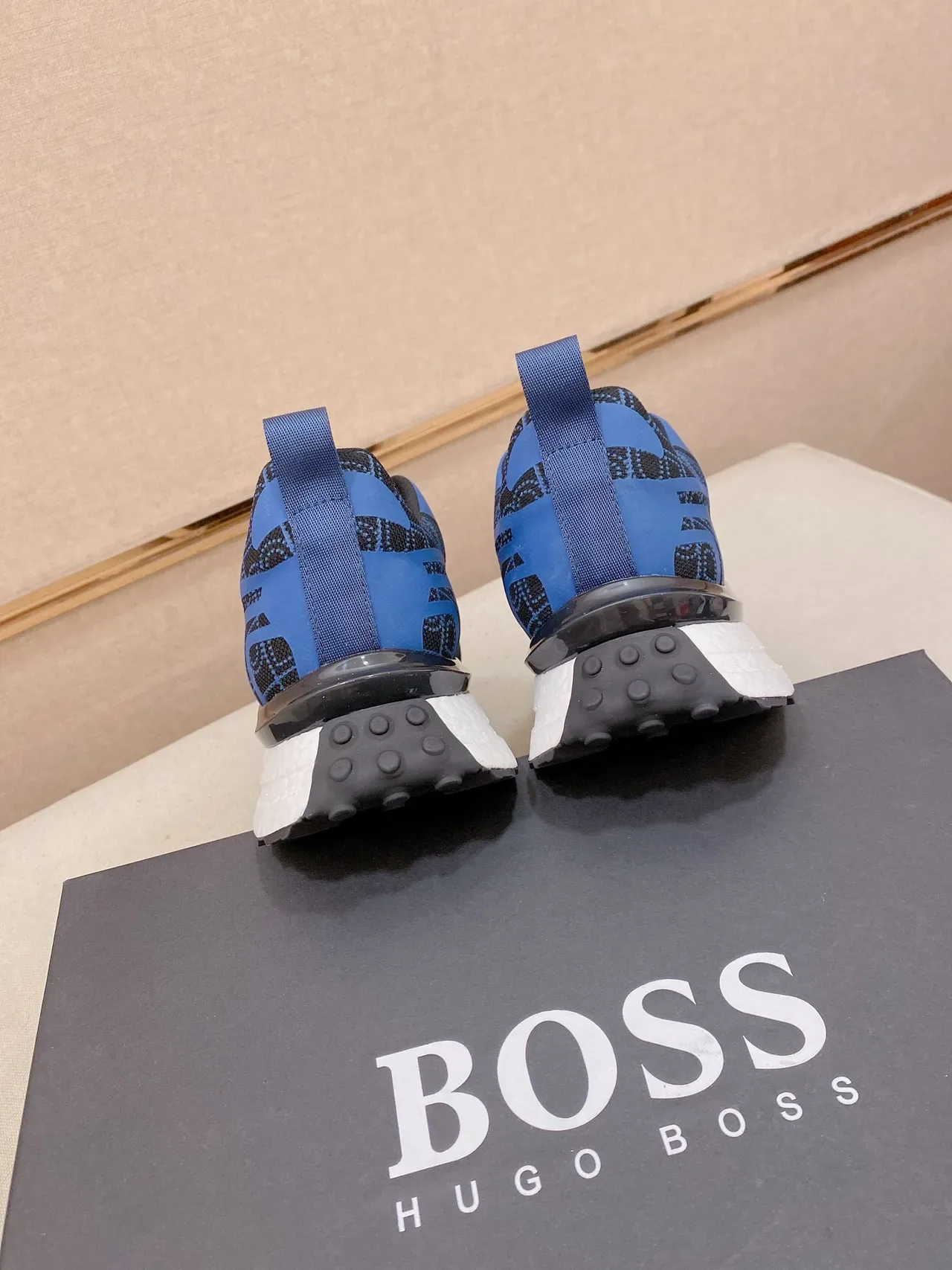 Hugo Boss أسود أزرق نسيج شبكي أعلى تكوين هندسي أحذية رياضية أسلوب حياة 8