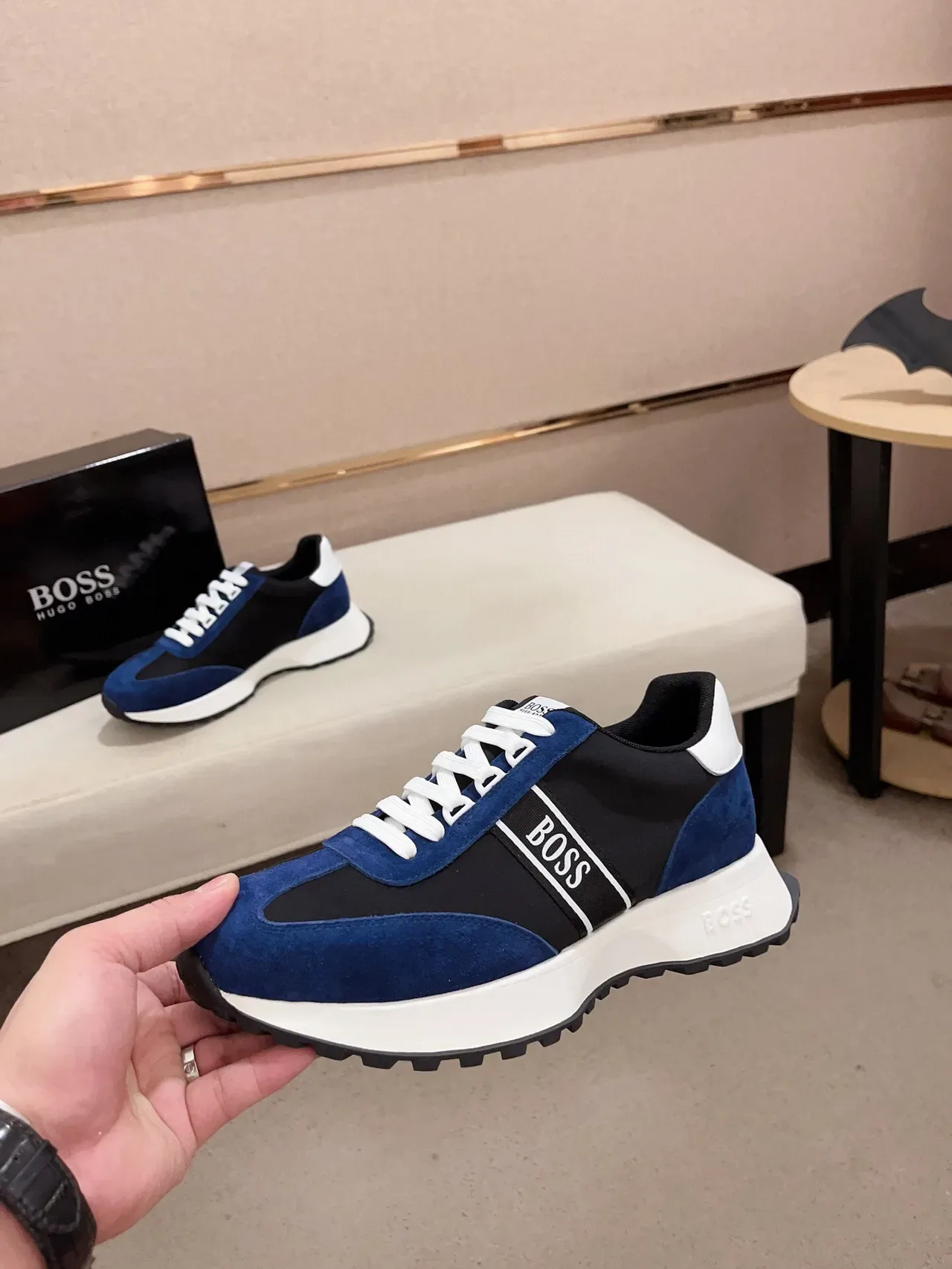 Hugo Boss Zapatillas Lifestyle de Ante Azul y Negro 3