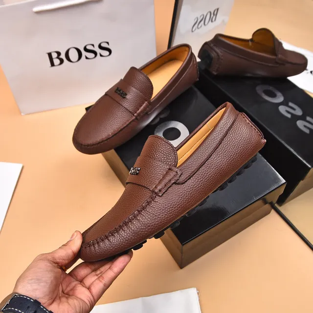 Hugo Boss Loafer de couro marrom bege texturizado 4
