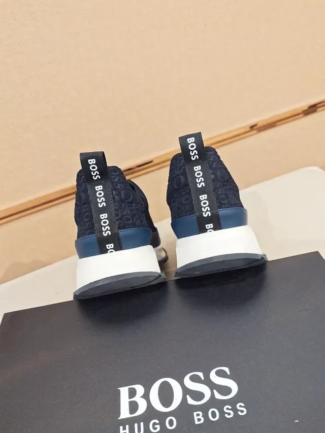 Hugo Boss Monogram 一脚蹬 海军蓝 生活款运动鞋 3