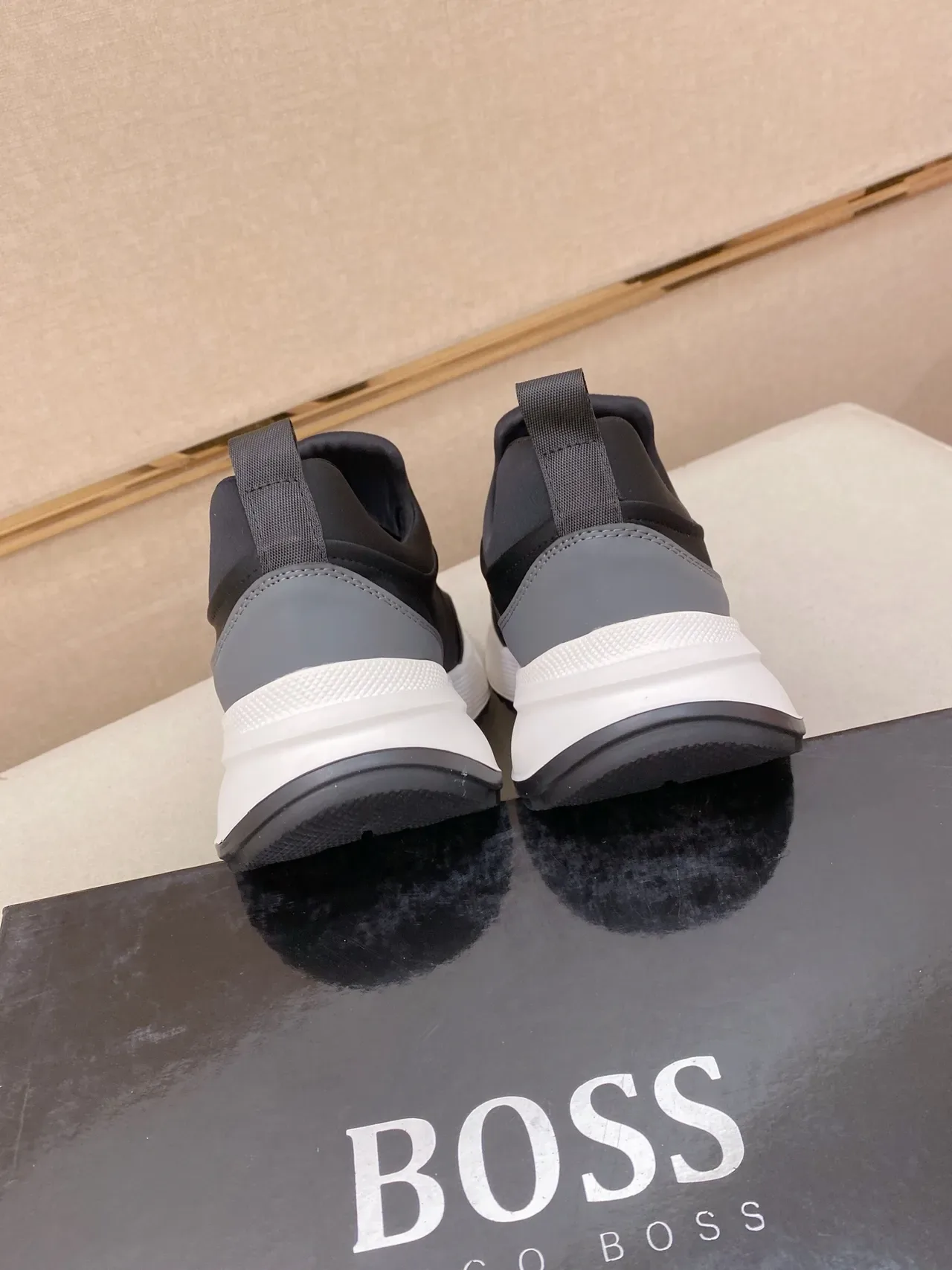 Hugo Boss Speed Trainer Black Gray White حذاء سبورت أسلوب حياة 3