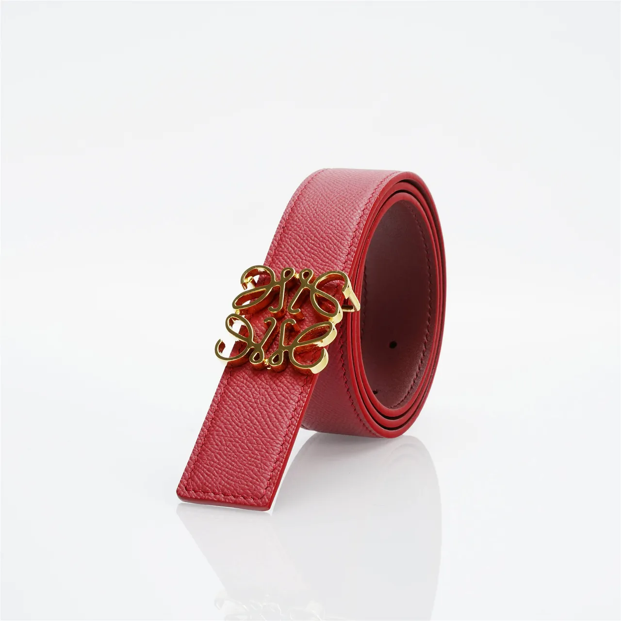 Loewe Anagram Belt Ceinture en cuir texturé rouge 7