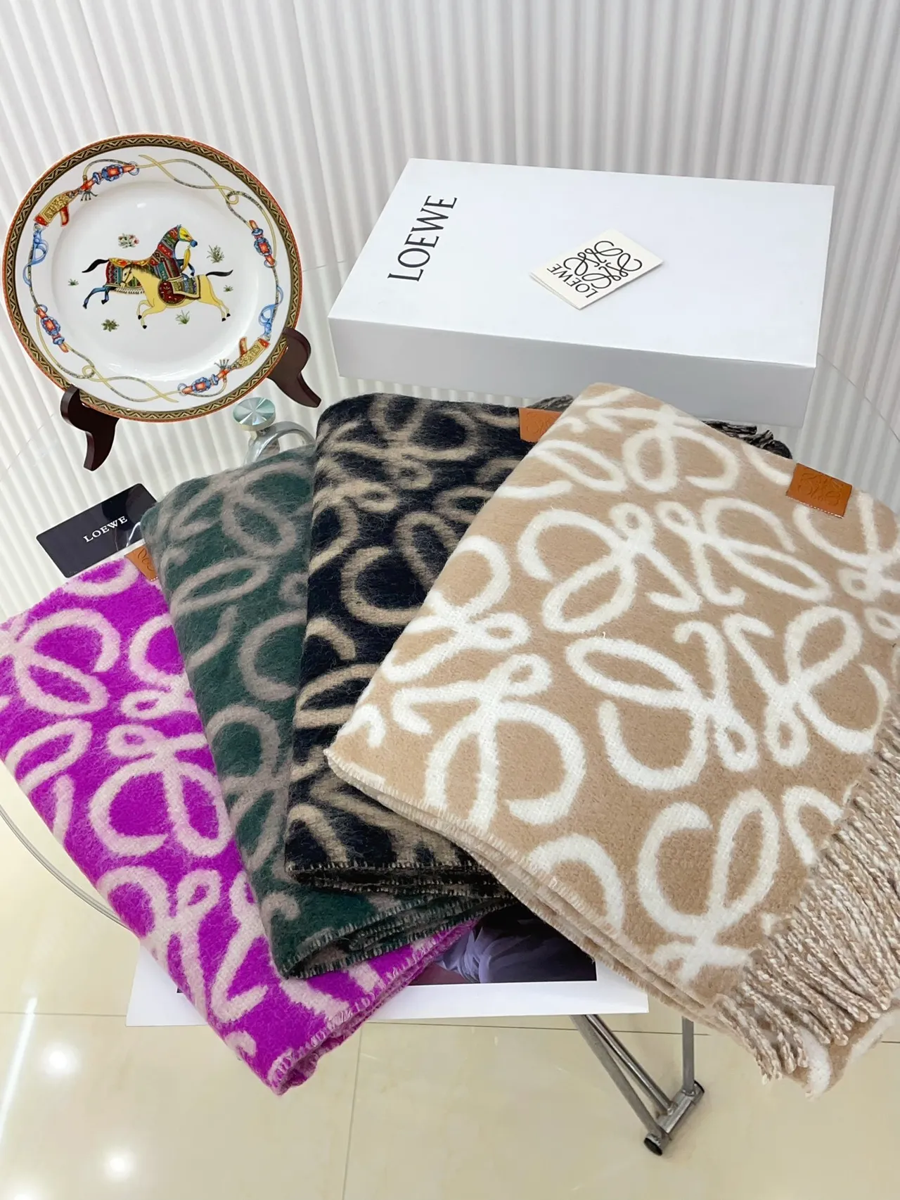Loewe Anagram Jacquard বেঙ্গুনি ক্যাশমিয়ার স্কার্ফ 6
