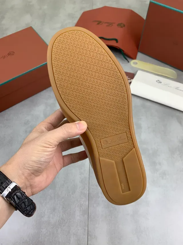 Loewe L/P लोगो बेज सूड लाइफस्टाइल स्नीकर 2
