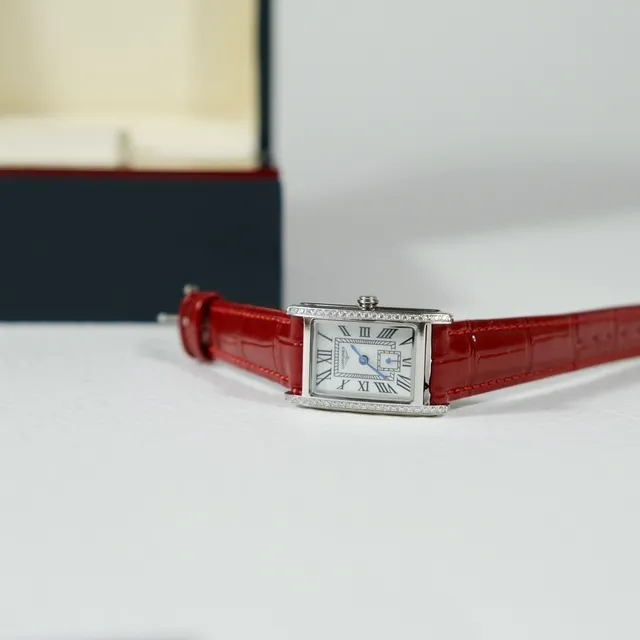 Longines Reverso Montre rectangulaire cadran blanc bracelet alligator rouge mécanique 3