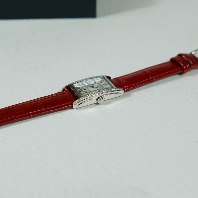 Longines Reverso Montre rectangulaire cadran blanc bracelet alligator rouge mécanique 5