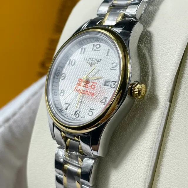 Longines चांदी और सोने का दो टोन स्टेनलेस स्टील सफेद गिलोशे डायल क्वार्ट्ज घड़ी 5