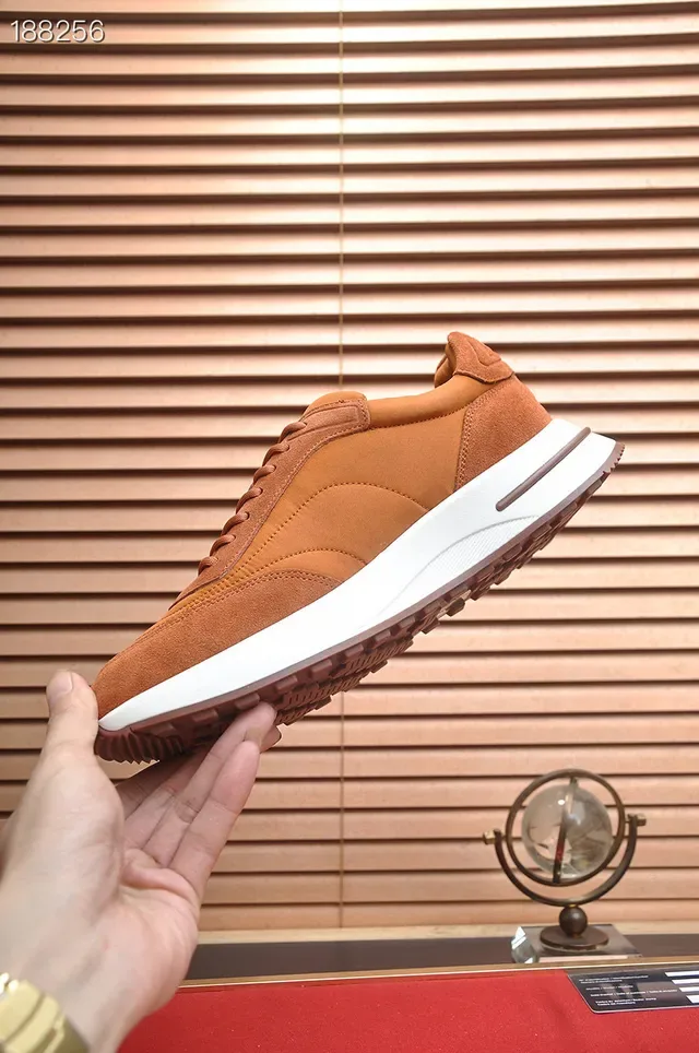 Loro Piana Tênis Lifestyle de Suede e Couro Tan 7