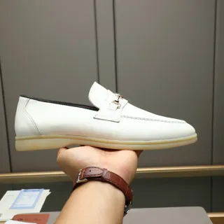 Loro Piana সাদা ভূরা চামড়ার হর্সবিট বাকল লোফার