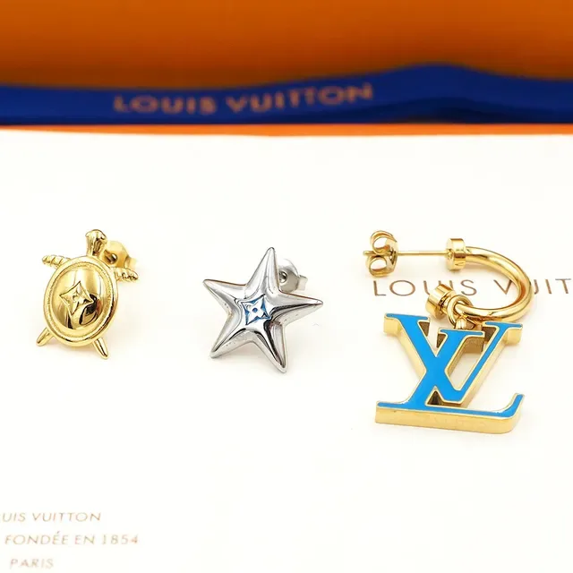 Louis Vuitton Aquatics Monogram Starfish Turtle Charm Earrings 5