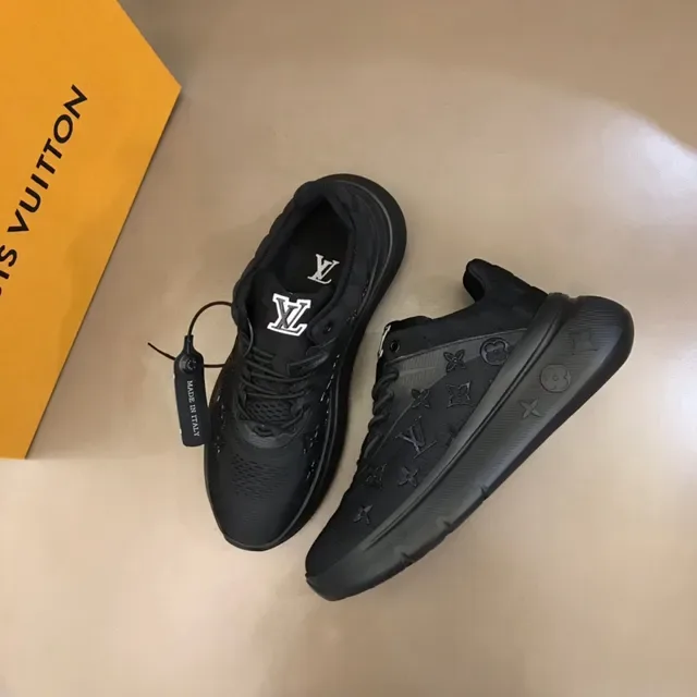 Louis Vuitton Black Monogram-Printed Mesh Upper Sculpted Rubber Sole Lifestyle Sneakers 8
