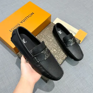 Louis Vuitton أسود وفضي جلد حبيبي مشبك معدني لوفر