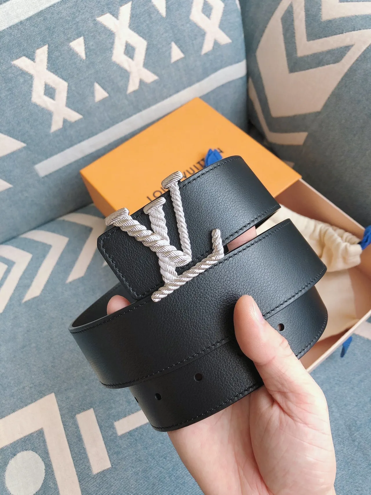 Louis Vuitton Correa de cuero negra plata texturizada trenzada LV Monogram hebilla cinturón de cuero 6