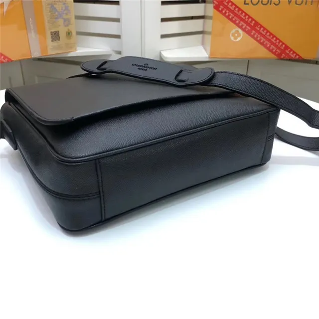 Louis Vuitton Black Structured Rectangular Silhouette Smooth Textured Leather Messenger Bag 7