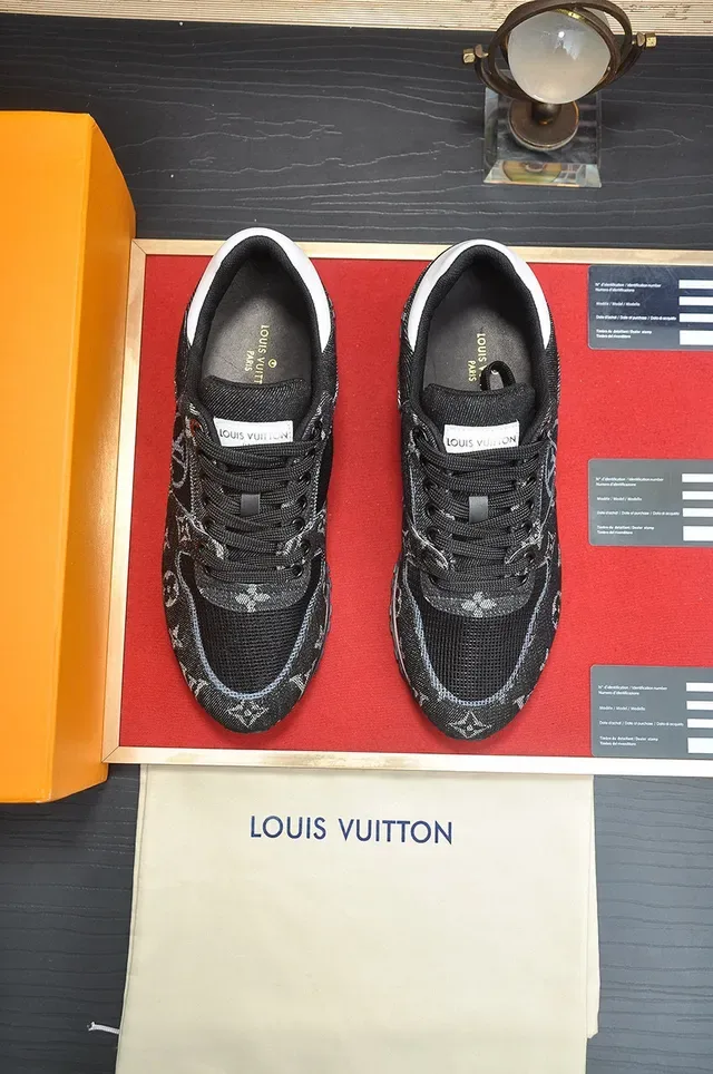 Louis Vuitton 黑白 印花 网面鞋面 透明鞋跟支架 生活方式运动鞋 2