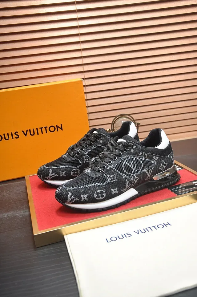Louis Vuitton 黑白 印花 网面鞋面 透明鞋跟支架 生活方式运动鞋 4