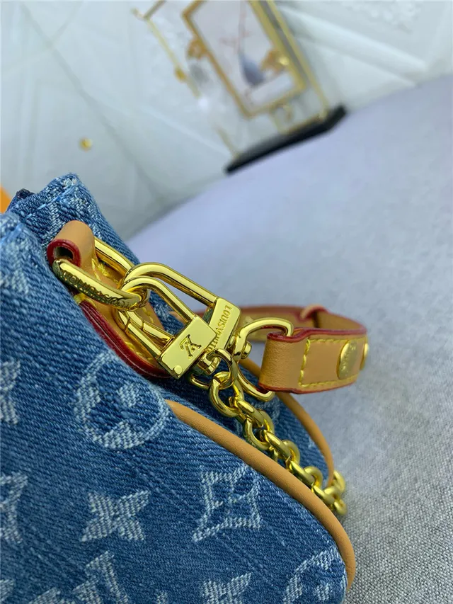 Louis Vuitton 蓝色米色牛仔效果印花帆布金色五金肩包 5